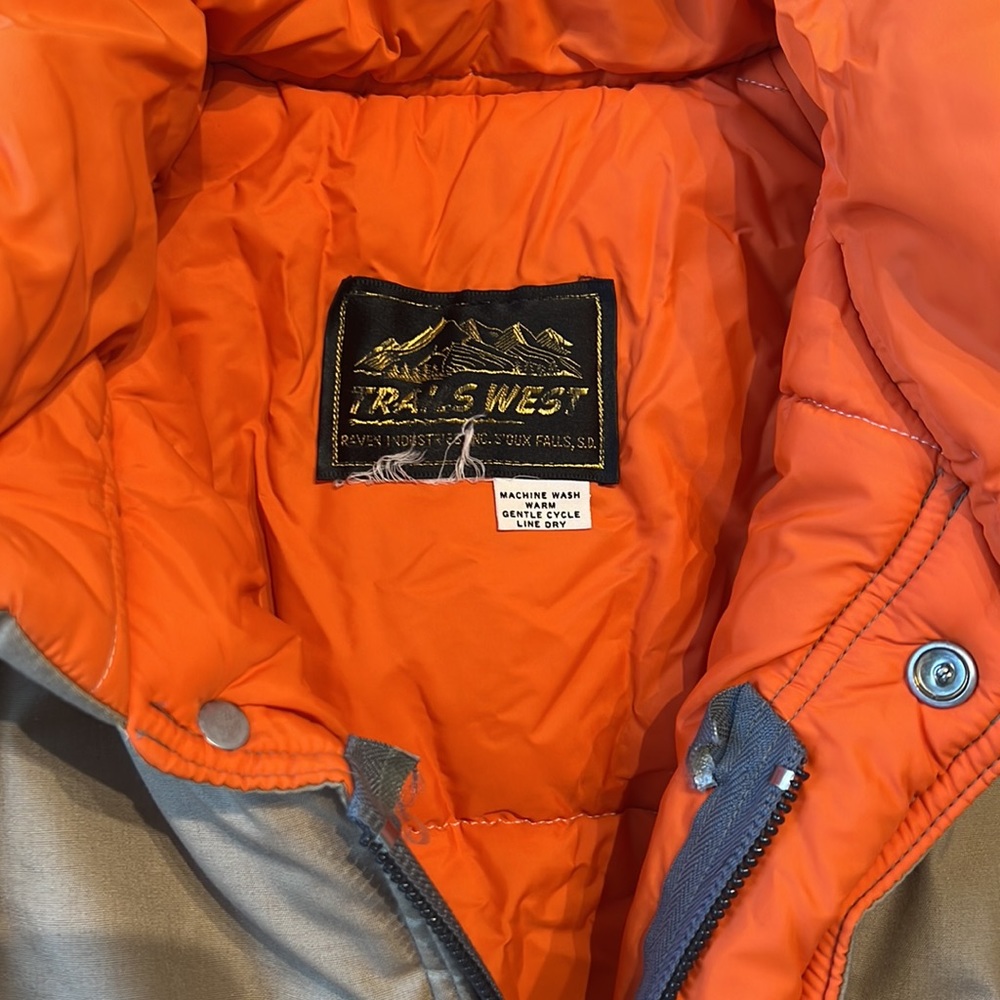 Big Jacket - Picture 2 of 3